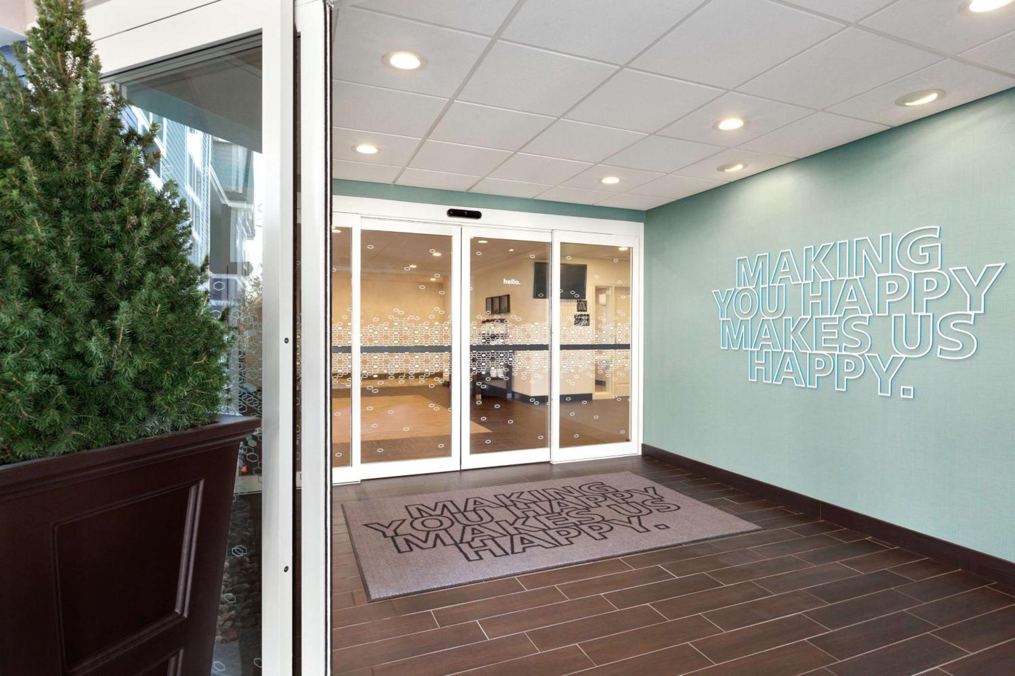 Hampton Inn Dover Bagian luar foto