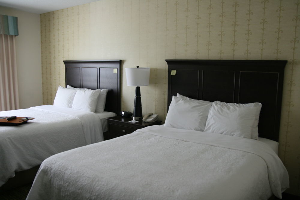 Hampton Inn Dover Bagian luar foto