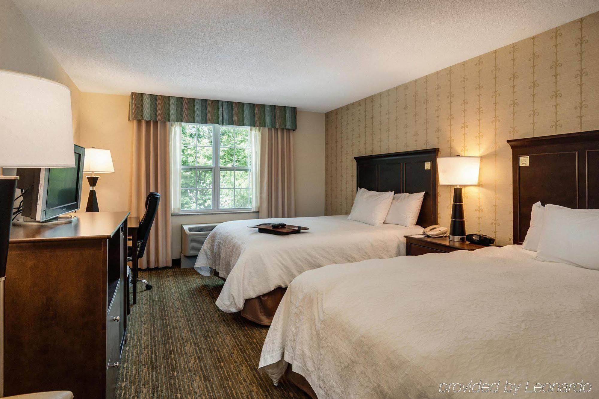 Hampton Inn Dover Bagian luar foto