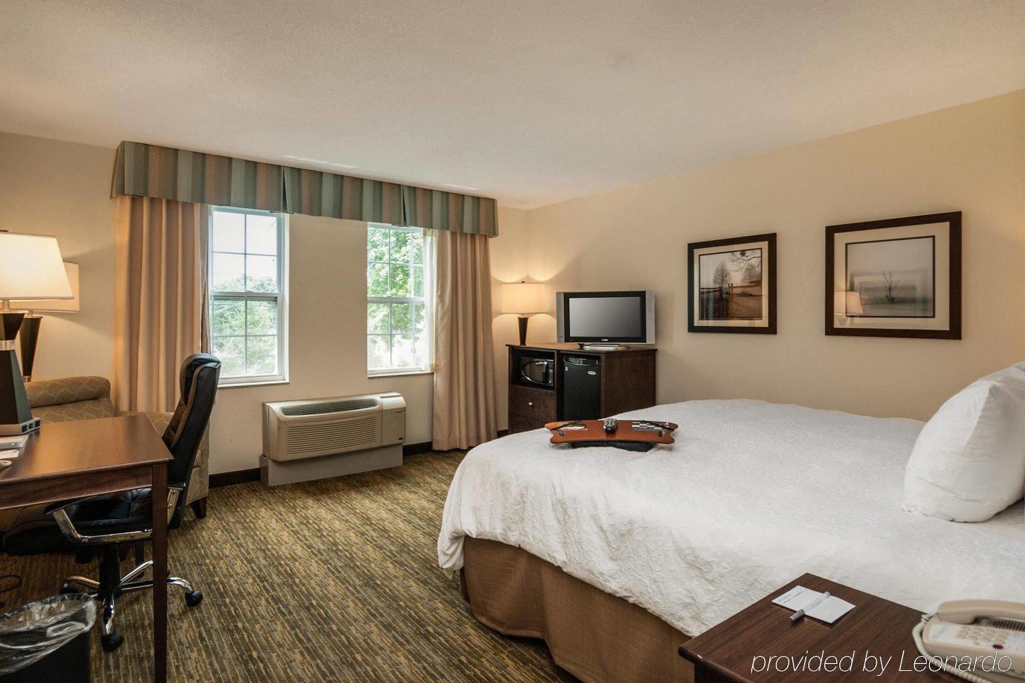 Hampton Inn Dover Bagian luar foto